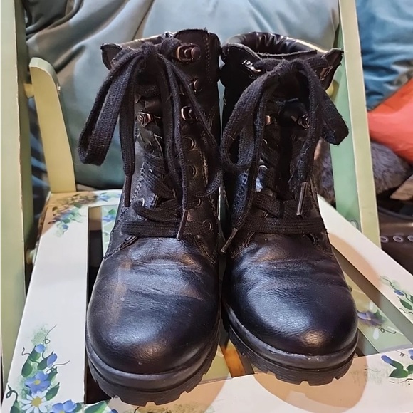 Joe Boxer Black Block Heel Ankle Boots Vintage - 8 - Picture 9 of 14